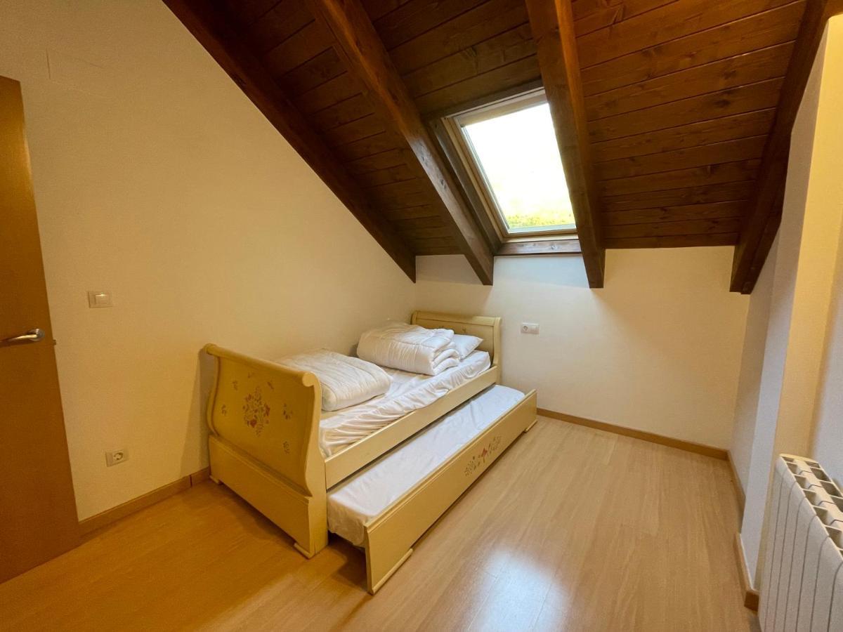 B31 - Urb. La Coma 3º - Villmor Appartement Benasque Buitenkant foto