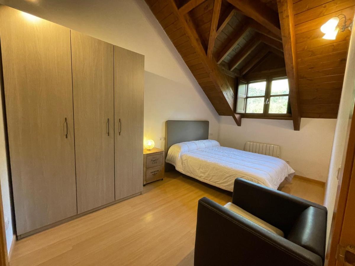 B31 - Urb. La Coma 3º - Villmor Appartement Benasque Buitenkant foto